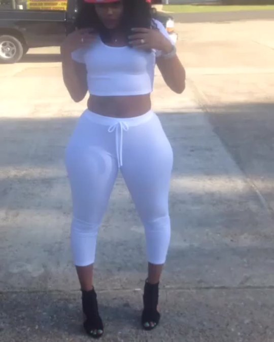 allphattybootywomen2:  Guuuuuddddd
