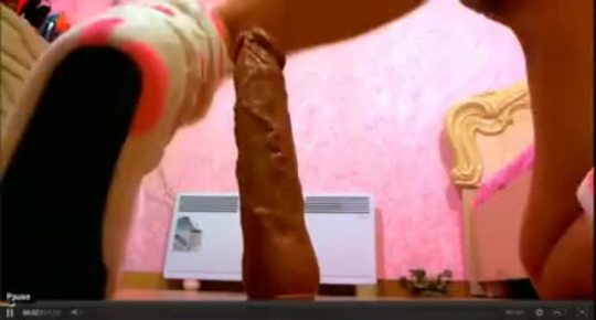 pornstaroftomorrow:  Teen riding anal dildo  