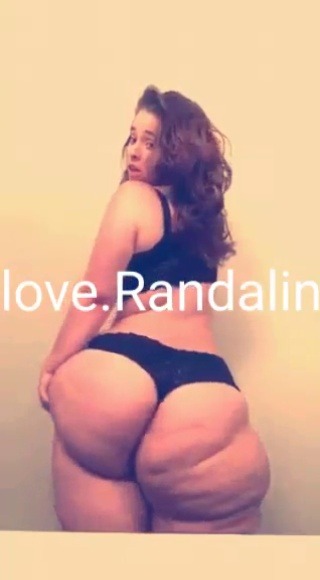 fortheloveofpawg:  Love.randalin 