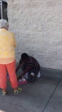 bae–electronica:  poetic-floetry:  tillerboomin:  Man Stands Up For Kid Getting Harassed By Old Lady For Selling Candy!  This is exactly why i hate old white people. A lot of them are extremely racist and I honestly wouldn’t blink twice if one fell