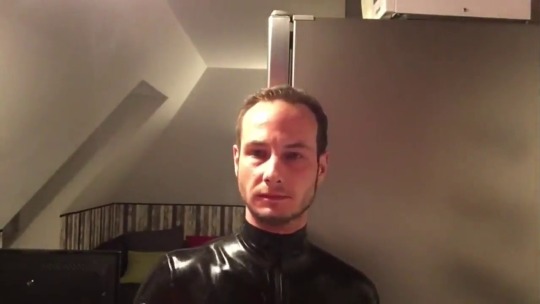 johnnymac0007:Sexy smoker!