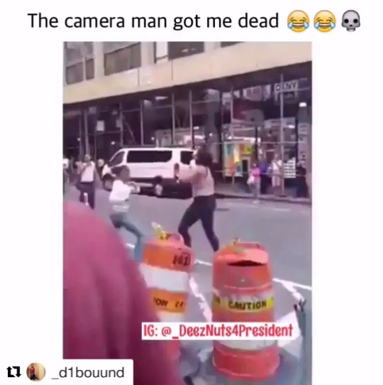 16syd:  leoroarr:  alexbelvocal:  revyspite:  jayywesst:  This nigga got me dead asf 💀💀💀💀  :(((((((((((((((((((((((((((((((  😂😂😂😂😂😂😂😂⚰⚰⚰⚰⚰⚰⚰  I’m sorry but the camera man has me dying 😂😂😂😂😂