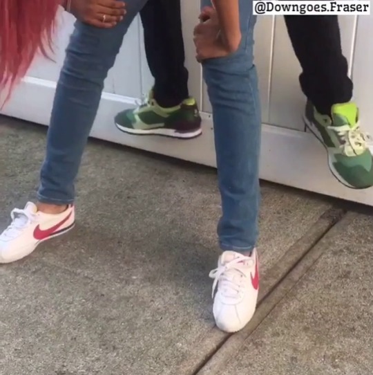 lilkimhov:  meghanbeda:  itsnicholasfraser:  When you’re dancing with a female