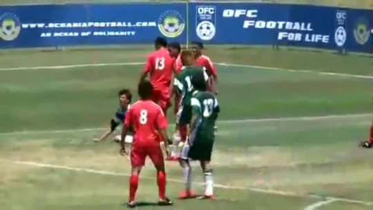 nomellamesfriki:  A cualquier cosa le llaman penalti ahora…