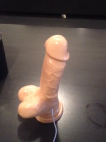 aussiecouplevic:  New toy arrived today can’t wait for her to fuck it 😍👅💦💦 Follow us Reblog us Once we hit 300 followers will post her on it