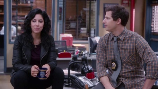 allisonpregler:  iloveyoualeclightwood:  aimee-b-loved:  party-wok:  bookoisseur:  I miss this show.  the way he claps when he says HOT DAMN is what makes it.  Brooklyn Nine Nine is a gift and I’m SO MAD for not watching sooner. BTW, season 4 premieres