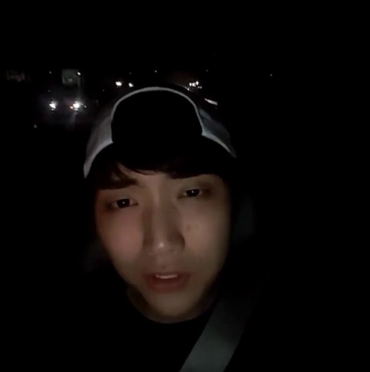 bethe1all4one:  sandoriganatanatda: 오오~민혁이형~듀엣 함하까욤~??ㅎ #B1A4 #산들 #BTOB #민혁이형 #듀엣고? Ohoh~ Minhyukie hyung~ shall we sing a duet~??heh#B1A4 #Sandeul #BTOB #MinhyukieHyung #DuetGo? SD: My tears fall. Such a lacking