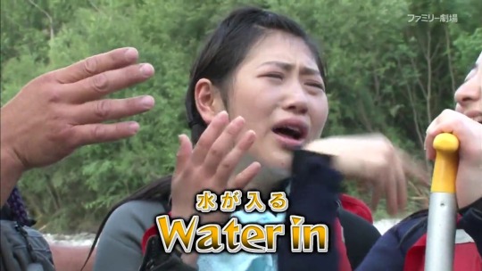 kpoptrollogy:i’m yuria dying from second hand embarrassment 