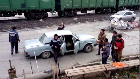 adramofpoison:  amemait:  zerothespook:  geistygeist:  mrozna:  weirdrussians:   Construction crew commuting to work      #it’s like a clown car but#with more Slav   It’s Slav TARDIS  The most Slavic thing ever  what the fuck. what the fuck.   I