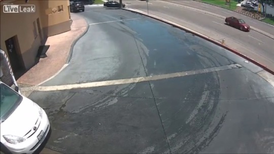 swedishrefugee:  cruisingforaspooking:  According to @puertohurraco (from what I have seen)it’s @swedishrefugee driving out of a drive through   just trying to shortcut smh
