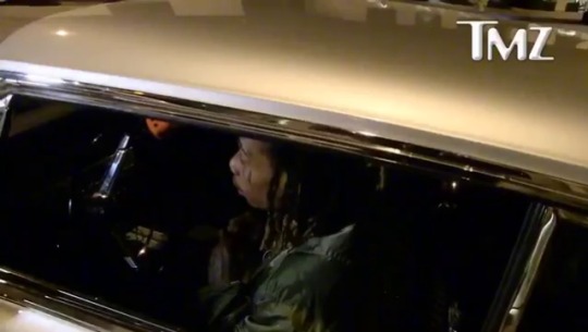 localstarboy:wiz khalifa has the juice