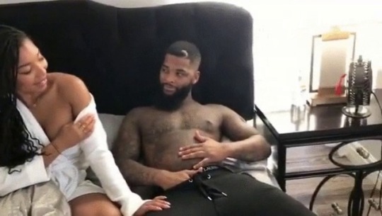 welele:  El mannequin challenge con historia gana enteros