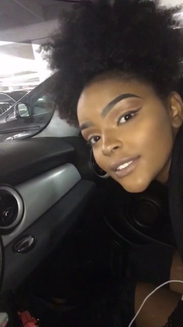 iamhannalashay:  iamhannalashay:  @ anyone that talks shit  Me @ 2017 if it wants