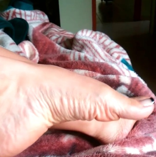 OnlyWomenFeet ©