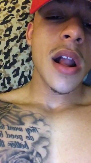 getexposed2016:  Tounge game on fleek 😍😍