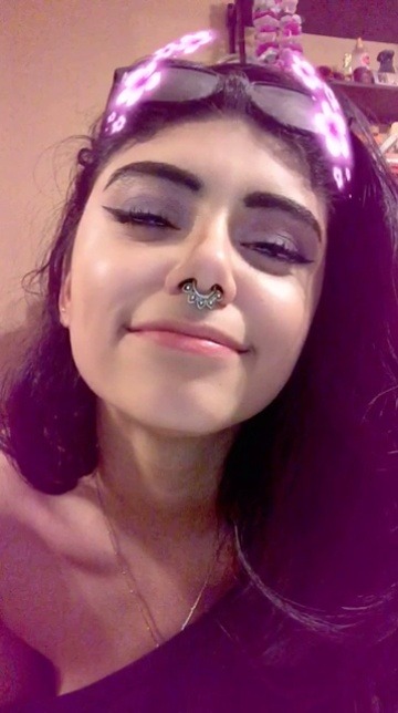onlinedork:  i’m cute & stoned porn pictures