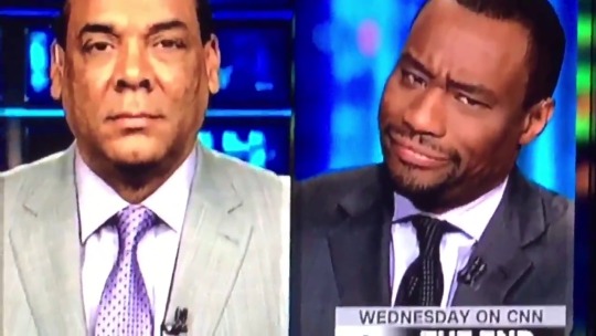 bellygangstaboo:  bellygangstaboo:    That guy in the middle has the greatest poker face ever    Um… 