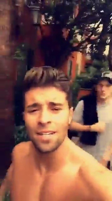 jakemiller-news:  Jake via snapchat