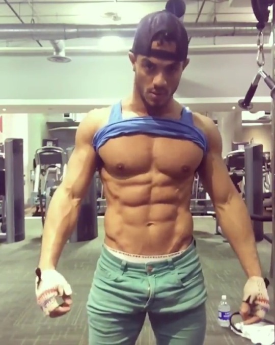 david–78: hotstudsdaily:  Dany Daniel Moreno  He’s showing off his abs, but there’s