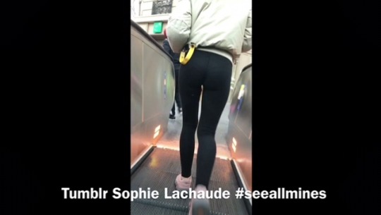 sophielachaude:  Candid Teen Slut In Leggings Video