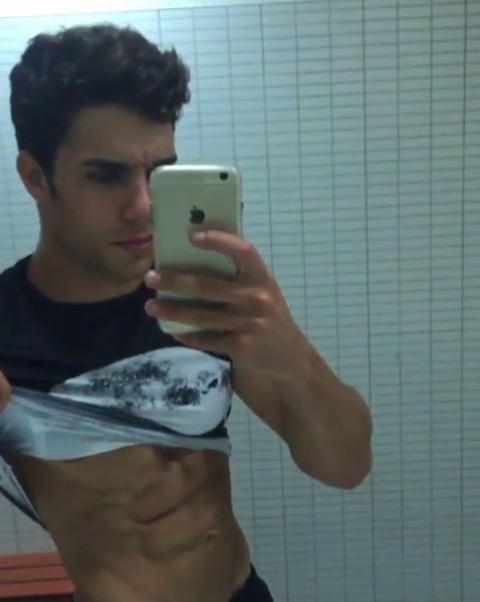 fantasy-land-gay:  #Boy #Gato #GatoDoCarnaval #Brazil #Delicia #HotBoy  