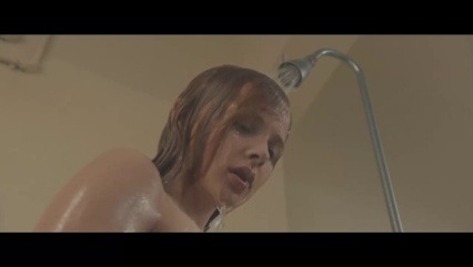 Chloe Grace Moretz Masturbating - Fake But Really Hot :))
