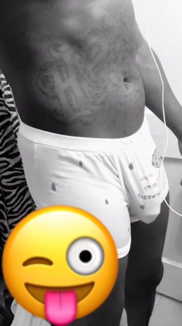 ripdeadhaters:  😜😜😜SC:DREWDAVIS502