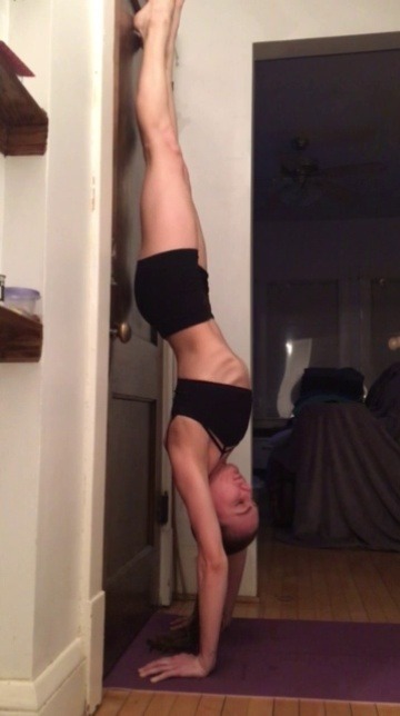 dorkyyogi:micro tuning and finding balance and alignment in the handstand. so far