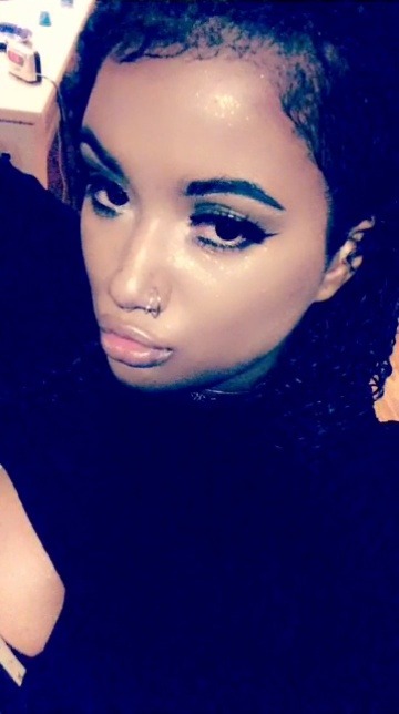 raychielsgifs:  🤗