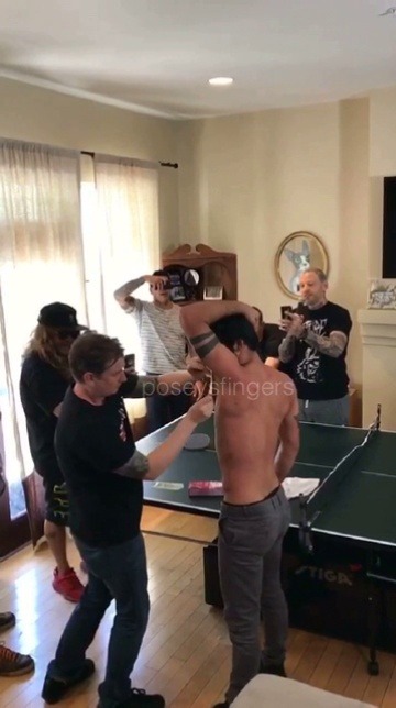 poseysfingers:More footage and a better angle of Tyler getting whipped/flogged by Isabella Sinclaire as a part of “Sting Pong” on the Jason Ellis show 3.31.17