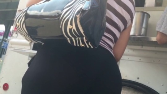 jhbootyhunter:  bigbootycandids:  My riskiest video ever I got caught and confronted by this Dominican beauty but it was worth it  My God. Those polka dot panties. That phat ass. Wow.