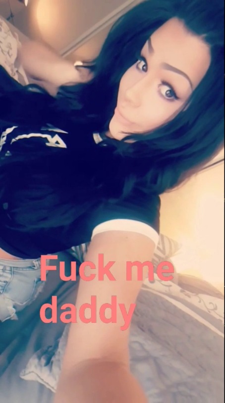 realtranny619:Hottest girl in Arizona reblog if you want to f****** me  Daddy..