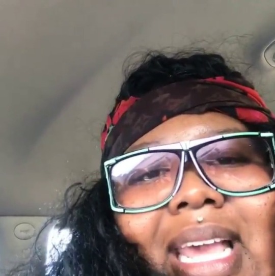 jewcyjayy:  ohdaddy420: aintnosuchthingastoothick: But through it all ain’t no
