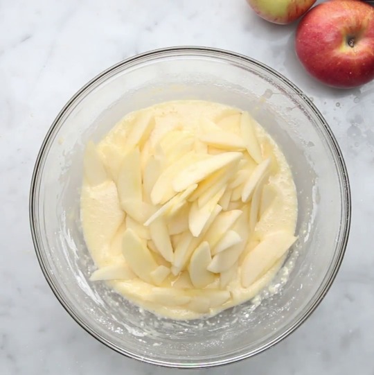 buzzfeedtasty:  Gâteau Invisible, AKA Invisible Apple Cake Recipe under the cut!