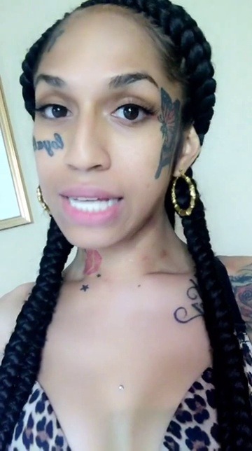 iluvtransgirlz:  dnasty05:  therealtsrobinchanel:  Yes! I’m here in ATL baby😋🤑🙌🏼Come