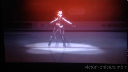 victuri-onice: I’m sorry that it’s just a recording guys but here you go!The full version of Welcome to the Madness…Enjoy your trip into Madness ;P(I AM SO SORRY ABOUT MY LAME CAMERA SKILLS  ;__;)