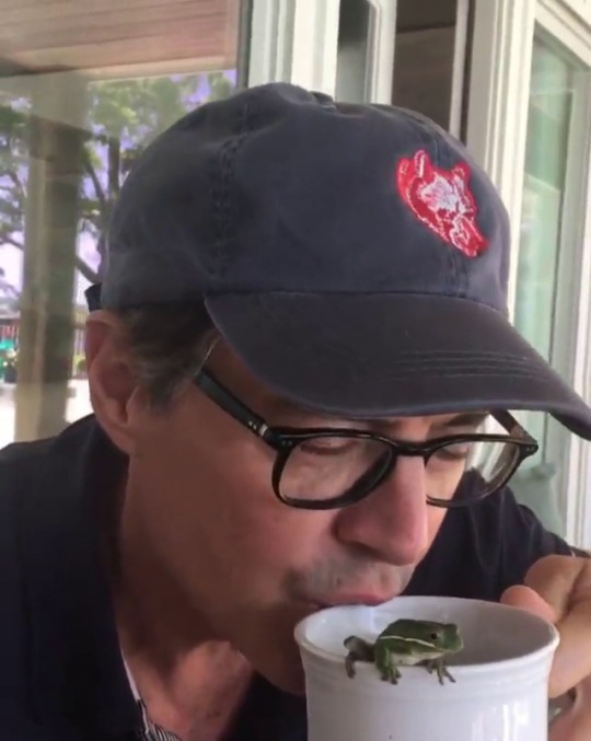 Porn lynchgirl90:  Kyle MacLachlan  shares a photos