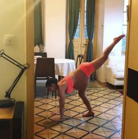 adrianawithmpreg:  thefertilevalley:More of the heavily pregnant flexible yoga girl I posted a video off recently. Incredible that she can still manage these motions in her greatly gravid state.  Great