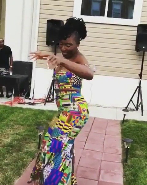 aniefiok:  rosiebeen:  kushandwizdom:  ISKABA  😻  This makes me smile