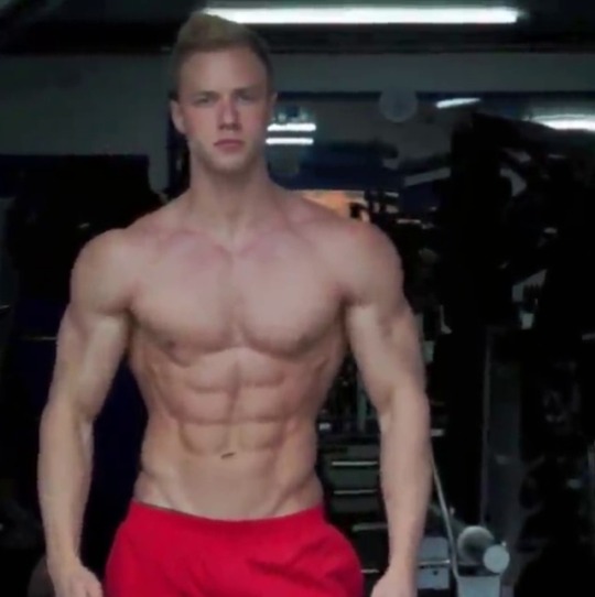 ilovehotathletes:  He must be a god. 😍❤️   Follow Attila Toth on IG. Do it, now! 😋