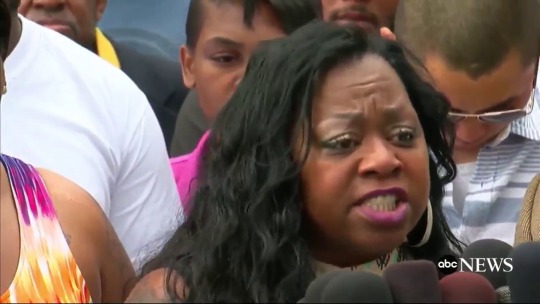 caitlintheawesome:  lesbianrey:  valerie castile, philando’s mother, on today’s not guilty verdict in minnesota. “my son loved this city, and this city killed my son.”  Video transcript: Valerie Castile: “I am so disappointed in the state of