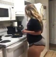 mrhooknows:  phatbootyworld:  Your girlfriend sister slept over and the next morning in the kitchen cooking breakfast like dis…what you gonna do next?  EAT! 😳😋😋