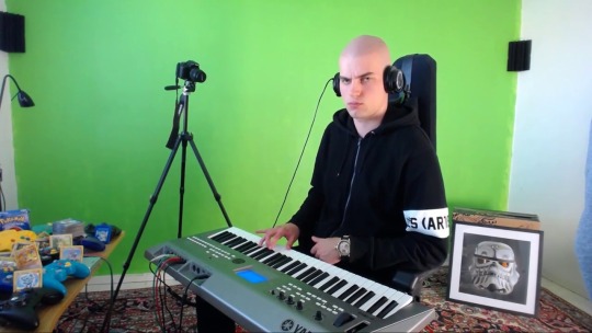 setheverman:uuhhhh when you try all the sounds and beats on your synth while only playing toto - africa