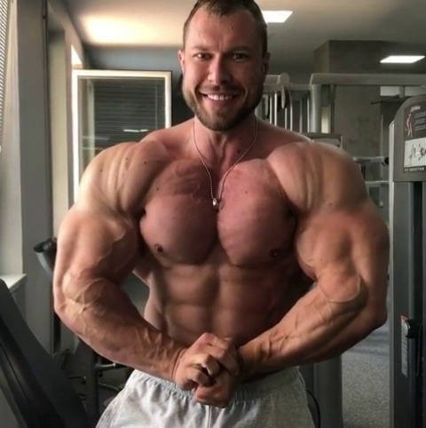 Bodybuilders porn pictures