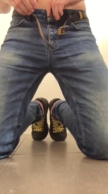sohotty:  Trying on my new undies ❤️   Full video on https://onlyfans.com/so-hotty  My wishlist