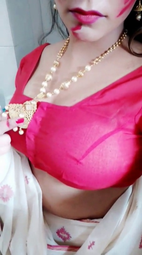 masterandkitty69:  There has been request from a lot of our followers for a Saree