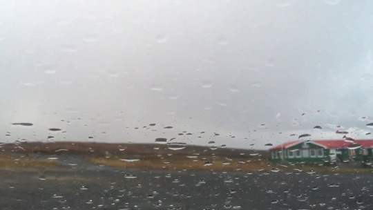 atlasmontanas:  Listening to some Ben Howard while it was raining in the highlands of Iceland