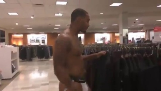 biglegsbigass:  deejpluto:So you just gonna shop around with your ass out lol?!!!! DAMN