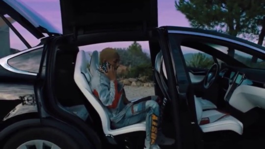 king-emare:  yourneighborhoodnerd: bae–electronica:  aintnosuchthingastoothick:  sobeitjayt:  ok jaden  I’m…….intrigued   shit type fire    🔥🔥🔥🔥