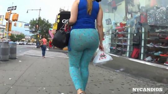 🍑CandidBigBootys!♥️